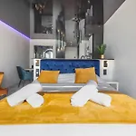 아파트 Serenity - Vue Design & Terrasse Plein Sud Heliopolis O - Village Naturiste 아그