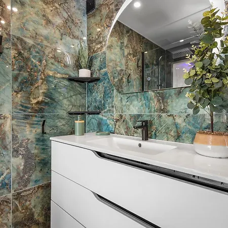 Village Naturiste R4n- Serenity Heliopolis Sea View Apartment *