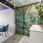 Serenity - Vue Design & Terrasse Plein Sud Heliopolis O - Village Naturiste *