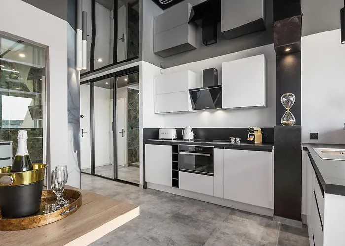 Serenity - Vue Design & Terrasse Plein Sud Heliopolis O - Village Naturiste Apartment